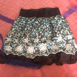 Floral skirt with pockets